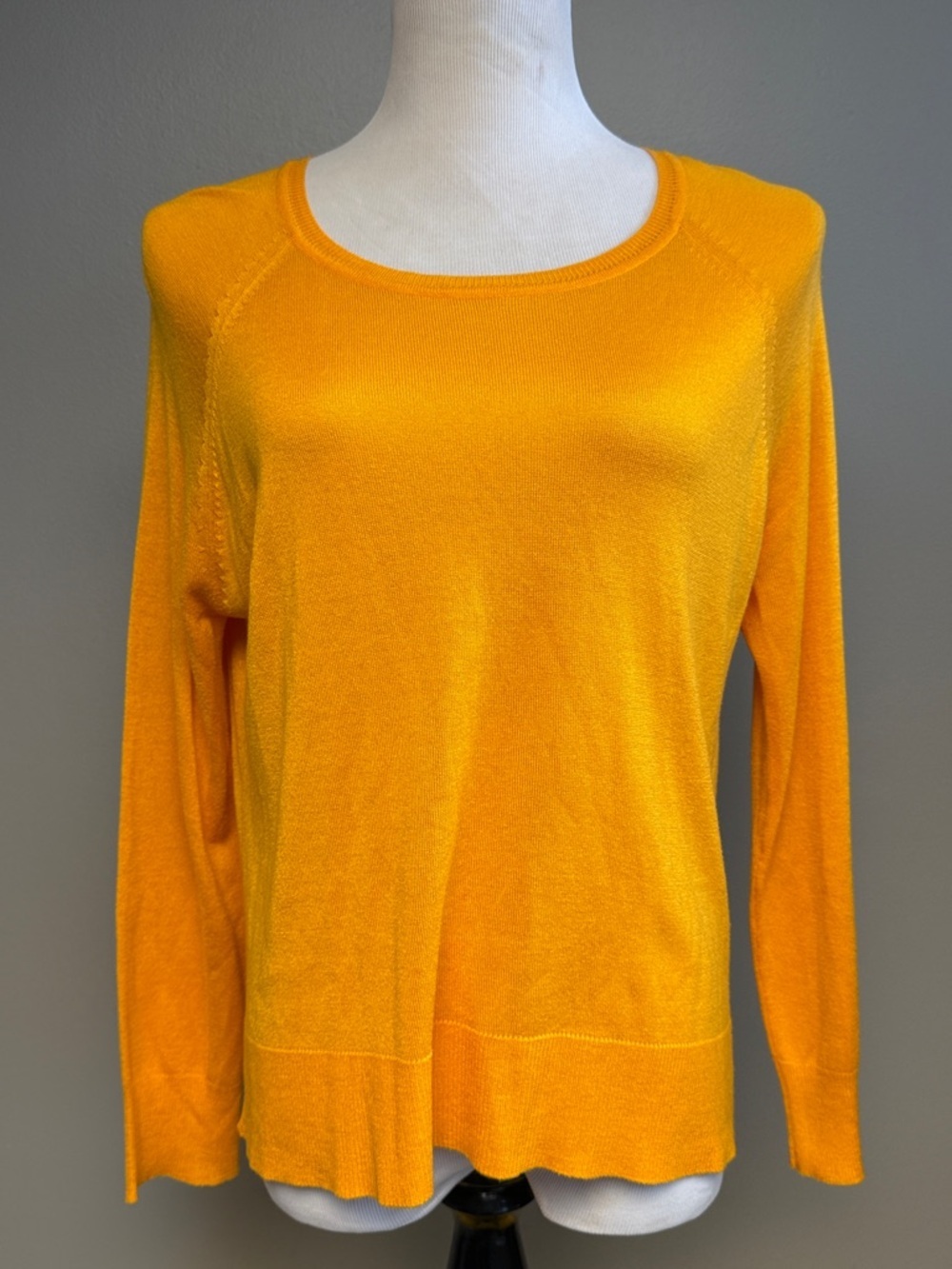 Zara Knit Lightweight Sweater Orange Crewneck Size Small